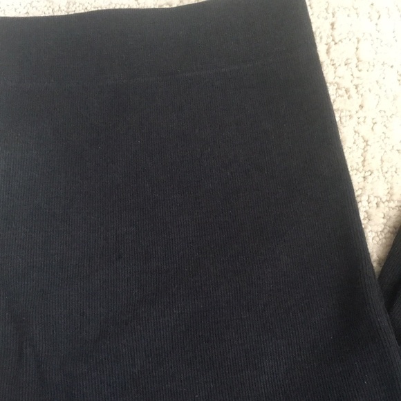 Cozy Black Winter Leggings - Size L - Picture 6 of 11